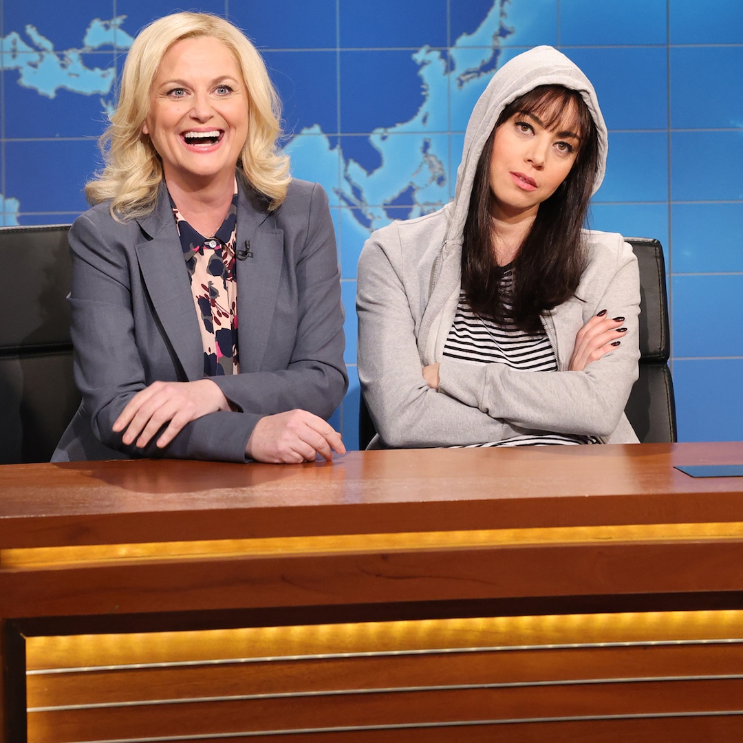 Aubrey Plaza and Amy Poehler Have a Parks and Rec Reunion